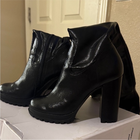 Aldo Black Heeled Boots for Women - Picture 1 of 7